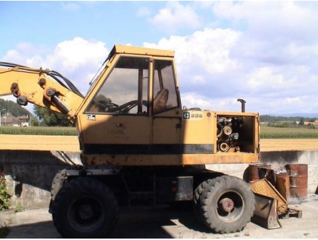 CATERPILLAR 206B CATERPILLAR 206B