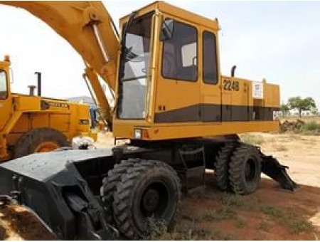 CATERPILLAR 224B CATERPILLAR 224B