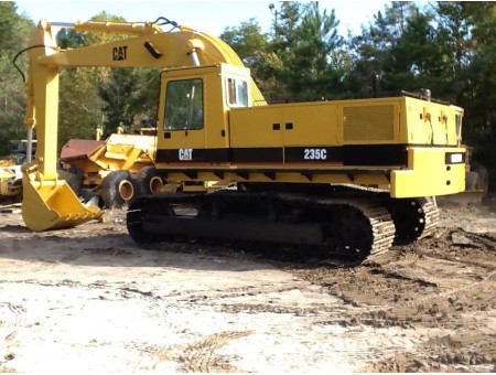 CATERPILLAR 235C
